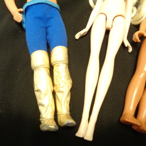 4 RESCUE DOLLS,  DARLING LOT